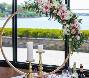 ROUND HOOP CENTER PIECE
